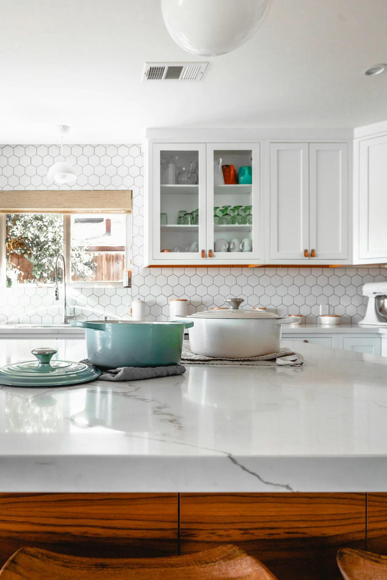 Kitchen faucet and sink on existing hookups